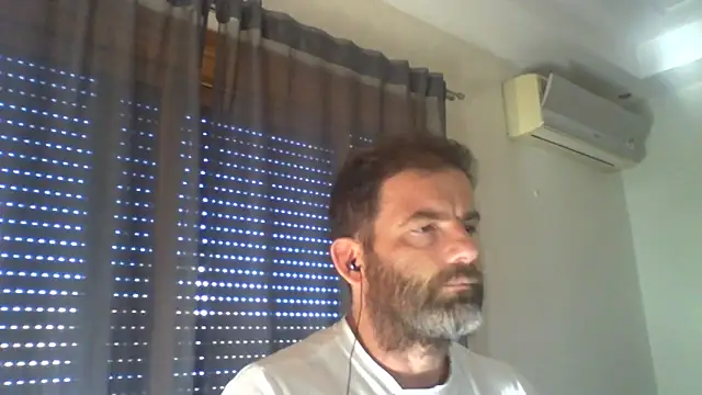 Snapshot of _grj1 chatting on June 2026 07:55:01 AM grj1 online show from June 2026 07:55:01 AM