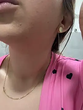 dalia0710 online show from February 2026 01:37:02 PM