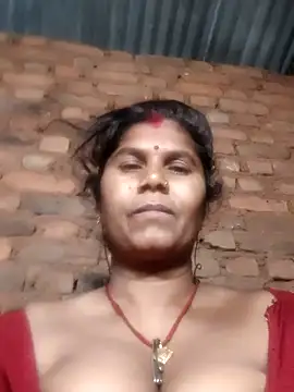 Hot di97 online show from April 2026 07:49:01 PM