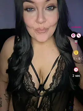 Miss CurvesXXX online show from April 2026 09:21:02 PM