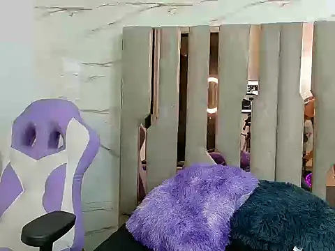 Snapshot of KarinaRows chatting on January 2026 09:20:02 PM KarinaRows online show from January 2026 09:20:02 PM