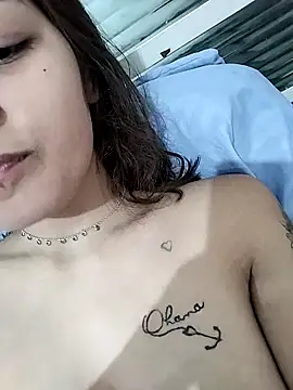 carazinho2128 online show from March 2026 05:19:01 AM