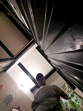 SlowHeat online show from January 2026 04:23:02 PM