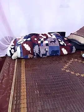 Phoebe-e online show from April 2026 10:54:02 PM