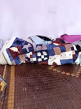 Phoebe-e online show from April 2026 07:36:02 AM