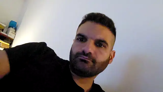 Snapshot of marios87xxl chatting on March 2026 01:03:02 PM marios87xxl online show from March 2026 01:03:02 PM