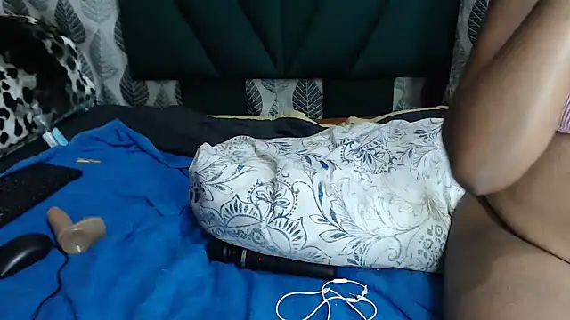 Nellybba online show from February 2026 05:54:01 PM