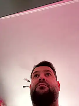 Snapshot of Redd133 chatting on January 2026 10:20:01 AM Redd133 online show from January 2026 10:20:01 AM