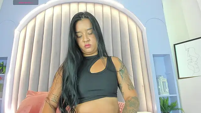 ChloeeMiller   online show from February 2026 11:49:02 AM