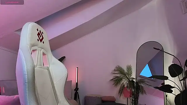 casey robbinss online show from January 2026 05:00:02 AM