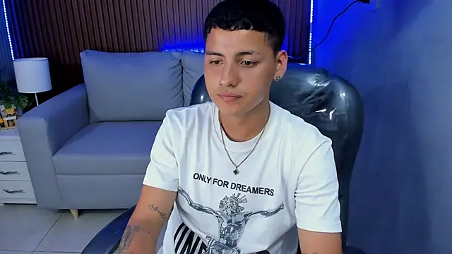 Liam9  online show from March 2026 03:58:02 AM