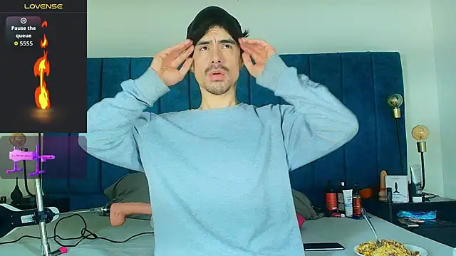 Ethan Briggs  online show from April 2026 03:38:01 AM