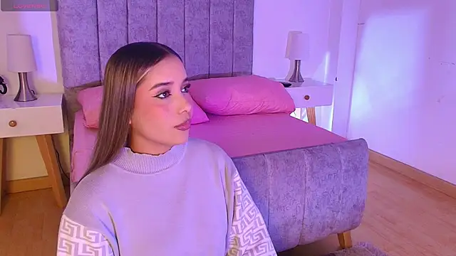 Lucy Carson  online show from April 2026 03:42:01 AM