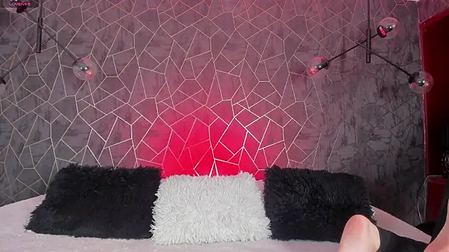 tiarha 18 online show from February 2026 08:47:01 AM