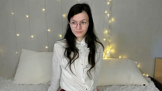 ThoraMarola online show from February 2026 06:26:01 AM