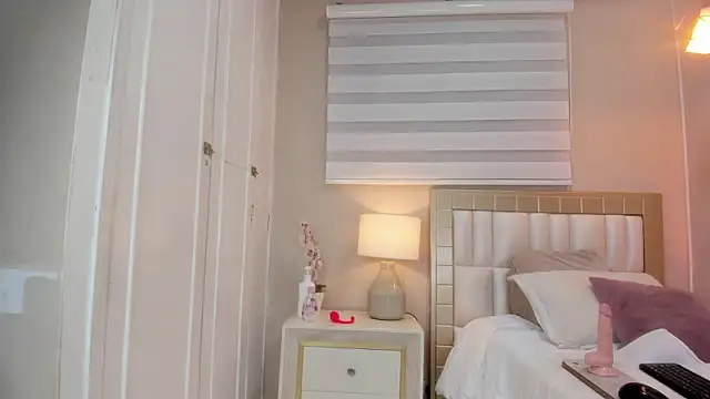 isabela  x online show from March 2026 11:39:02 AM