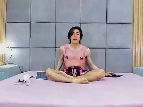 Snapshot of yu_yang69 chatting on January 2026 01:17:02 PM yu yang69 online show from January 2026 01:17:02 PM