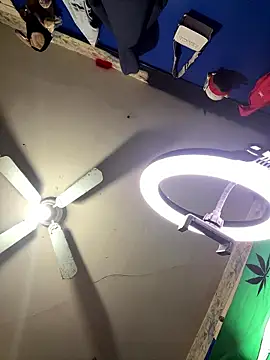 WhiteMeatsRican online show from January 2026 06:01:01 PM