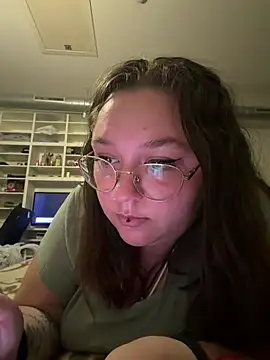  maracr19  online show from April 2026 09:56:02 PM