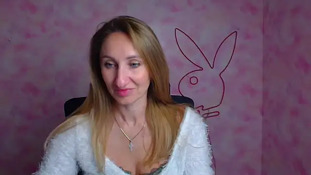 Diana Sweeet  online show from April 2026 11:46:02 AM