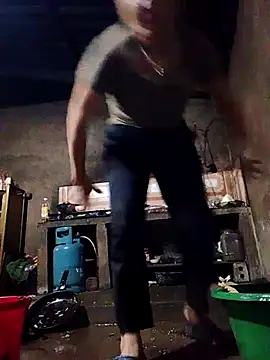 Lisakeem online show from March 2026 12:44:01 PM