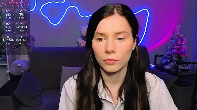 Snapshot of JinxMoon chatting on January 2026 05:18:01 PM JinxMoon online show from January 2026 05:18:01 PM