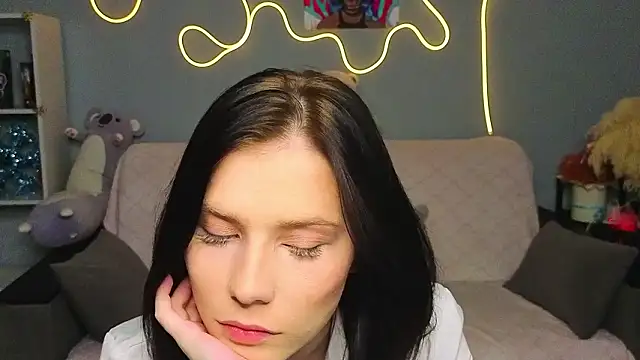 JinxMoon online show from February 2026 05:06:02 PM