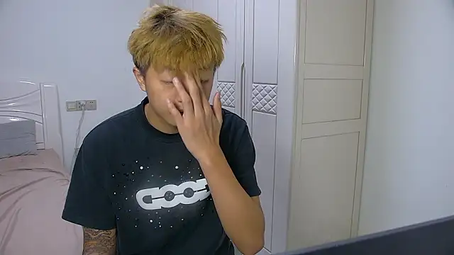 Chocolates-001 online show from March 2026 10:09:02 AM