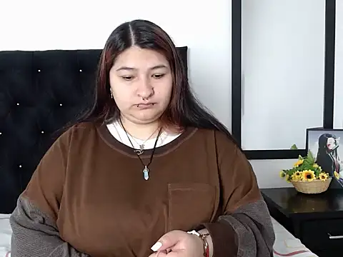 LauraHorny69 online show from February 2026 01:42:01 PM