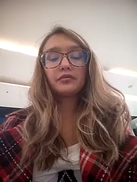 Karla-giraldo 1 online show from March 2026 04:57:01 PM