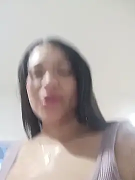 Snapshot of Ina_Jody_ chatting on April 2026 01:03:01 AM Ina Jody online show from April 2026 01:03:01 AM