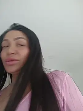 Snapshot of Ina_Jody_ chatting on April 2026 08:40:02 PM Ina Jody online show from April 2026 08:40:02 PM