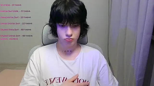 LeonBoykisser online show from February 2026 04:46:02 PM