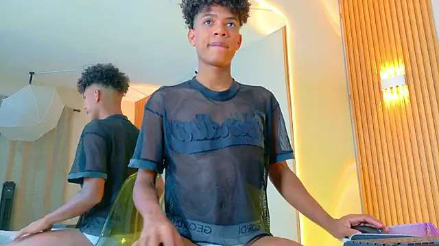 Jack Rusel online show from February 2026 07:48:01 PM