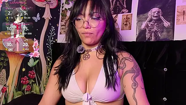 victoriia thompson online show from February 2026 11:16:02 PM