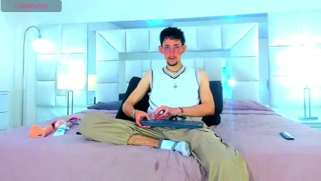 James Dupont  online show from January 2026 03:32:01 AM