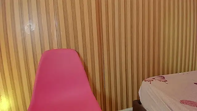 sweet  luna   online show from April 2026 11:04:02 AM