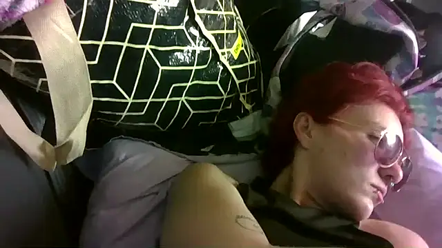 Tastybabe22 online show from April 2026 04:52:02 PM