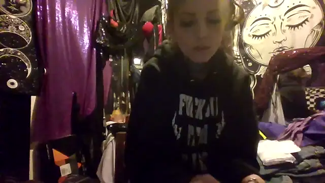 allymoon1369 online show from April 2026 11:01:01 AM