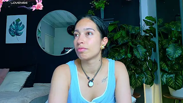 Snapshot of Noaah25_ chatting on May 2026 03:22:01 AM Noaah25 online show from May 2026 03:22:01 AM