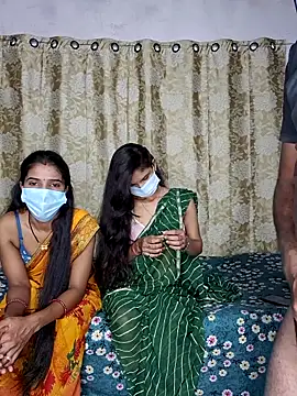 Forest Queen online show from March 2026 04:48:01 PM