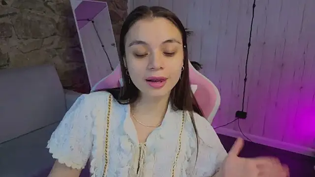 Kim Bless online show from February 2026 02:00:01 AM