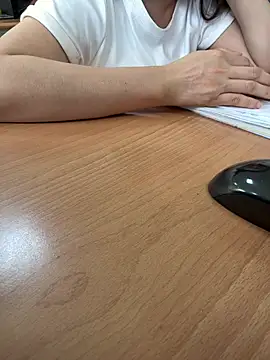 Donna9696 online show from April 2026 01:42:02 AM