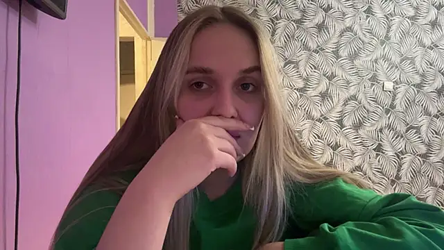 FelicidadChiariello online show from January 2026 01:37:02 PM