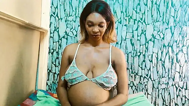 Snapshot of Caramelminxxx1 chatting on February 2026 06:26:01 AM Caramelminxxx1 online show from February 2026 06:26:01 AM