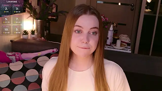 Snapshot of bratwifelina chatting on March 2026 07:12:01 AM bratwifelina online show from March 2026 07:12:01 AM