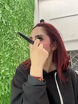 elodie rouge online show from March 2026 12:27:02 PM