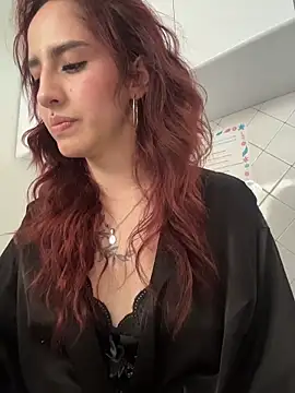 elodie rouge online show from April 2026 07:07:02 PM