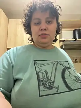 RavenEllieUniverse online show from February 2026 02:41:01 AM