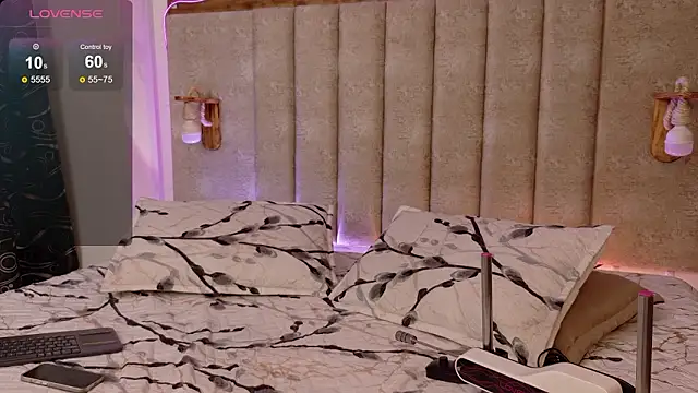 giselle rossii online show from February 2026 04:13:02 AM